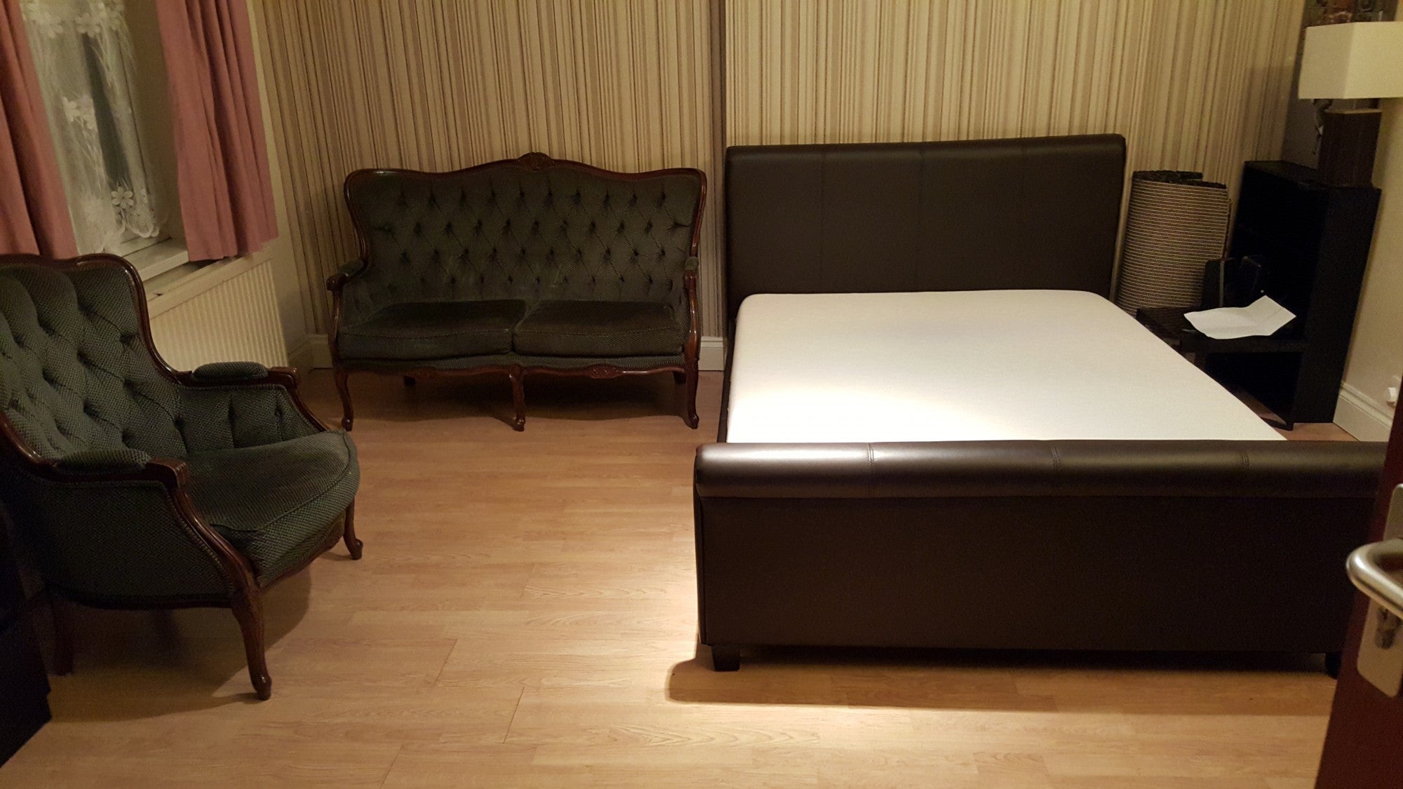 Room Clova Road in Greater London