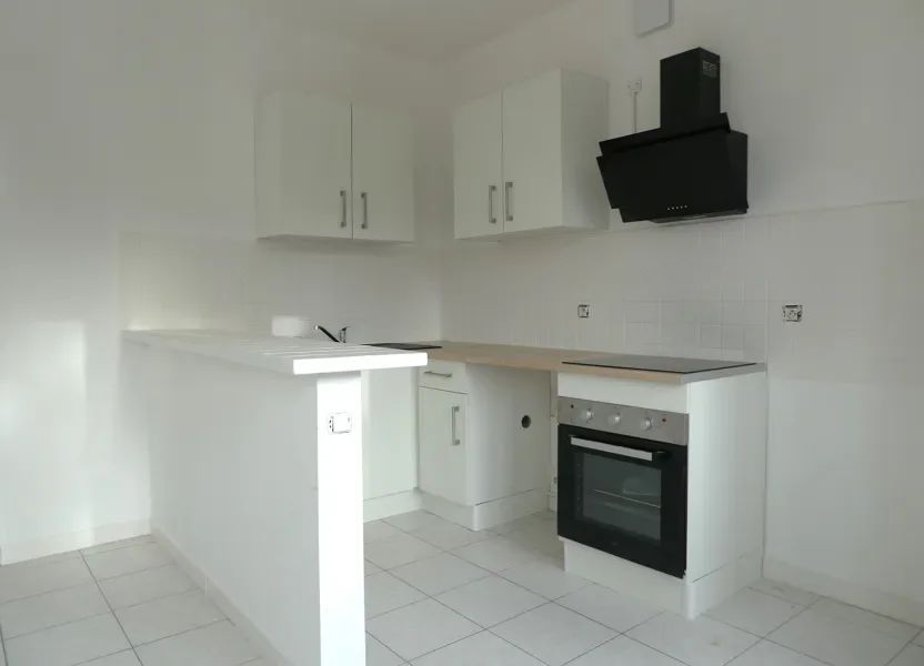 Flat Rue du Bois Bretoux in Saint-Laurent-d'Andenay