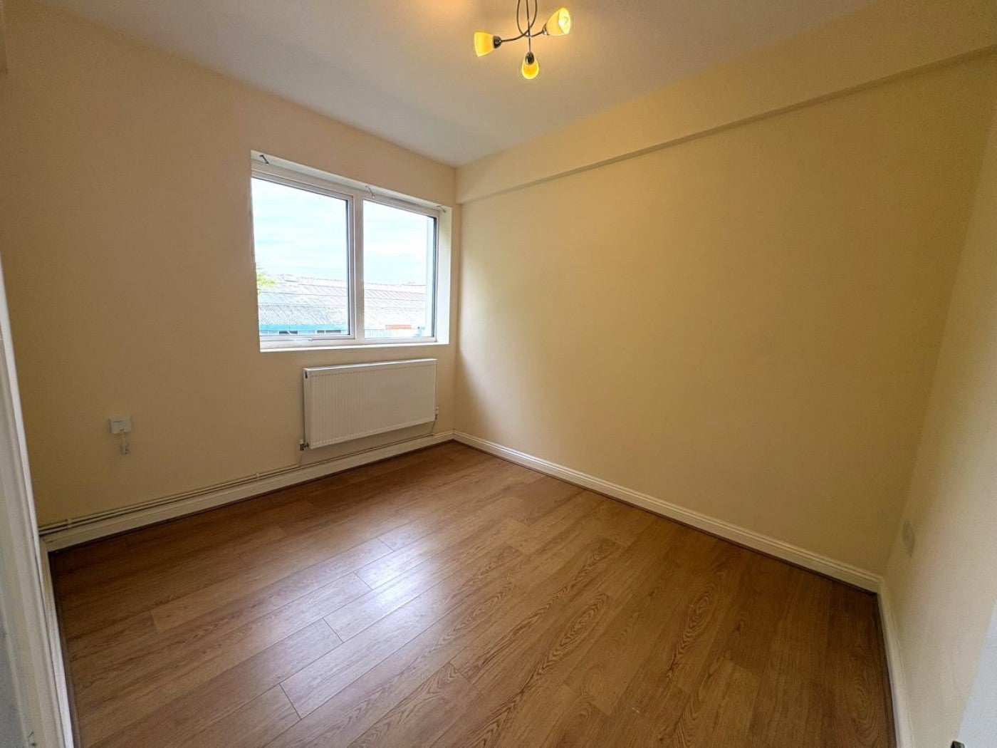 Flat Manor Road in Rotherham