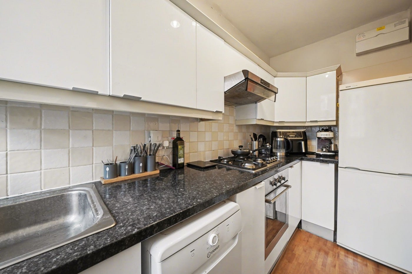 Flat Birnam Road in Greater London