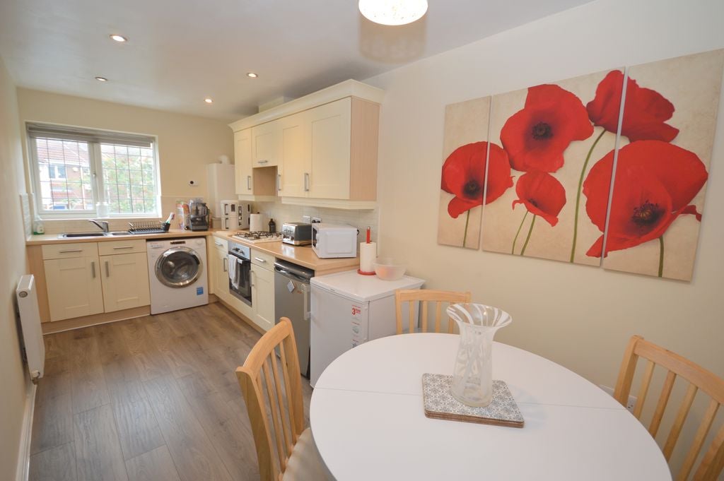 House Harebell Close in Widnes