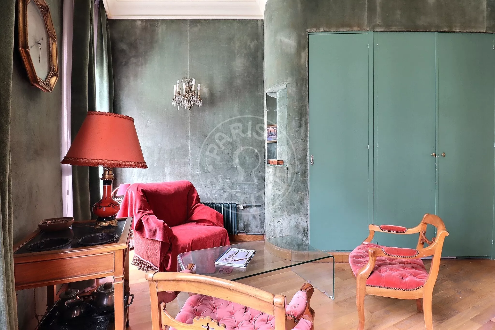Appartement Avenue Matignon à Paris