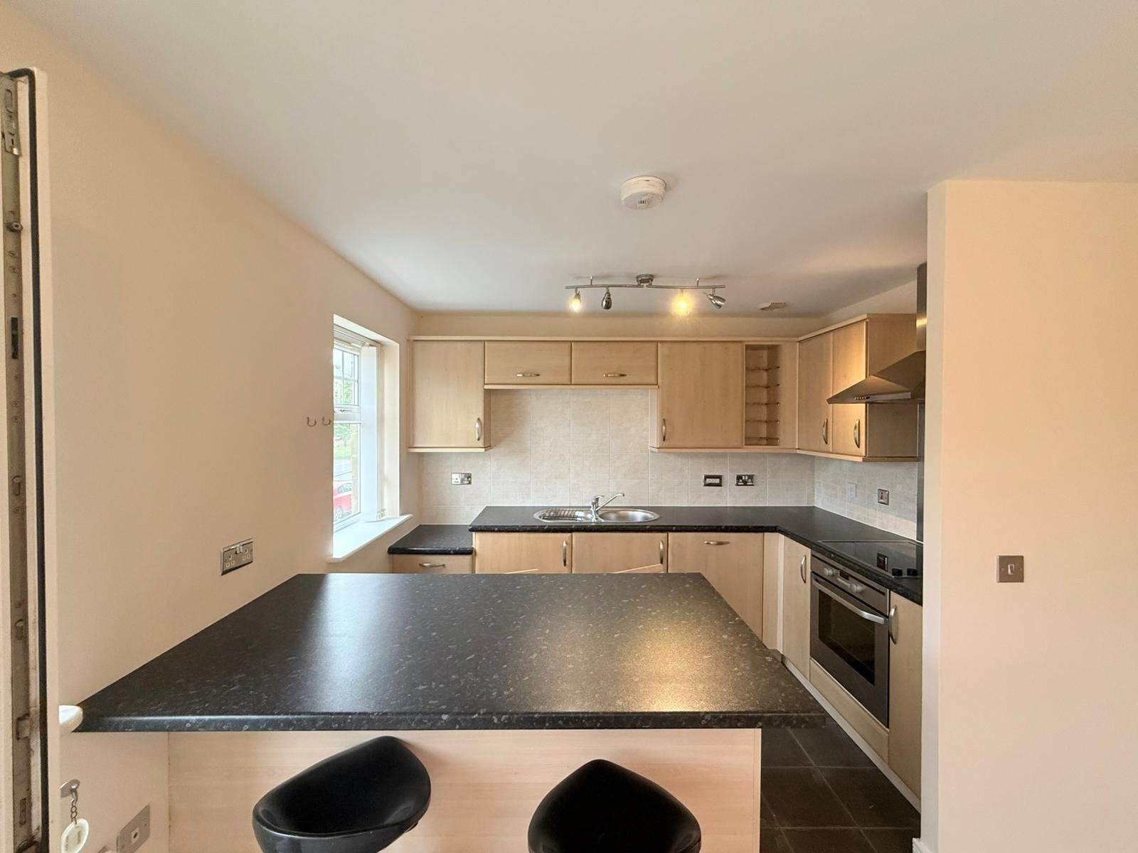 Flat Newby Court in Leeds