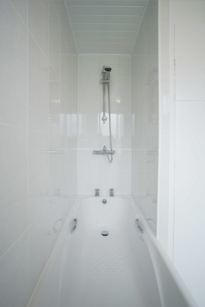 Room Malmesbury Road in Greater London
