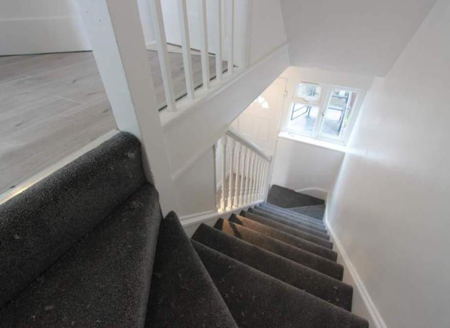 Flat Onslow Road in London