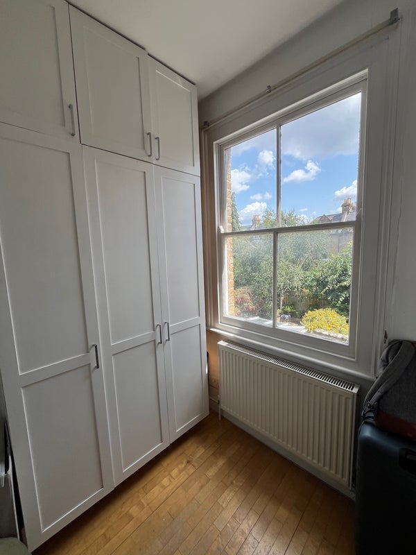 Room Mexfield Road in Greater London