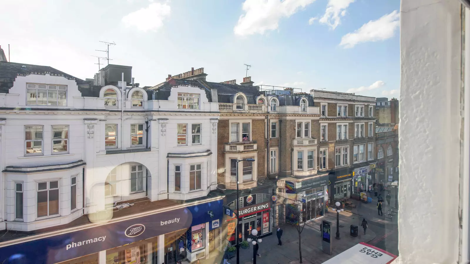 Flat Earl's Court Gardens in Greater London