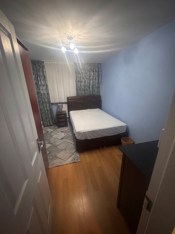 Room Goswell Road in Greater London