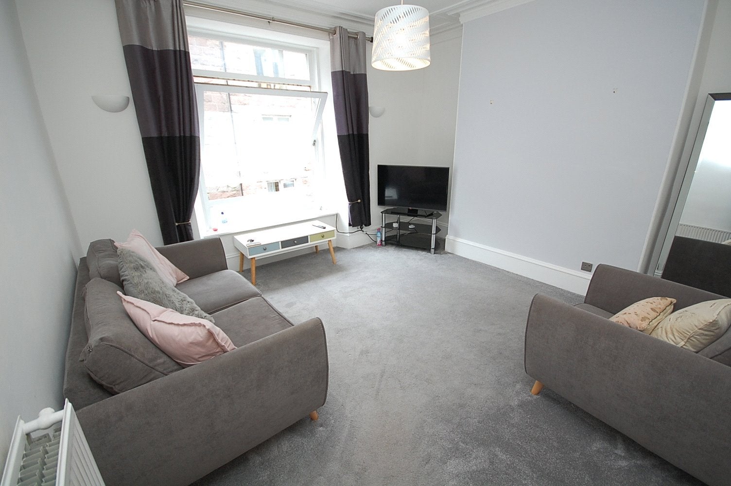 Flat Raeburn Place in Aberdeen City