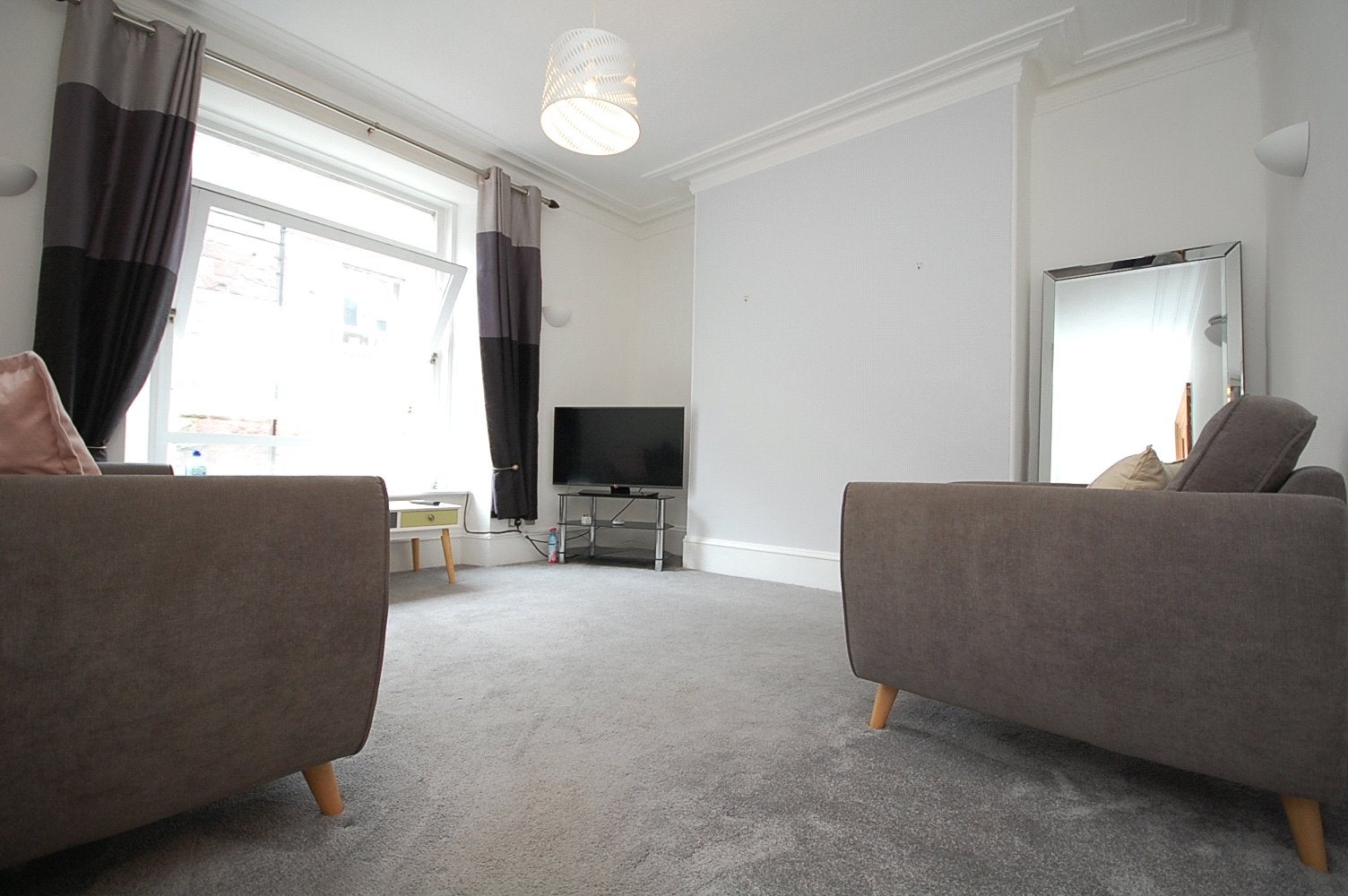 Flat Raeburn Place in Aberdeen City