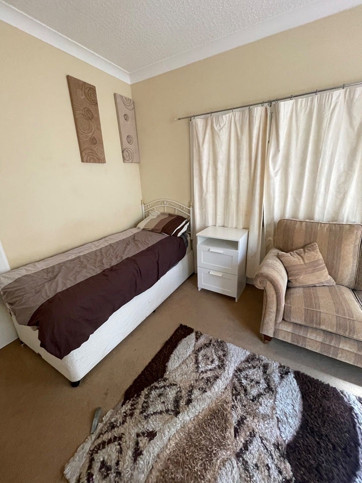 Room Tomswood Hill in Epping Forest