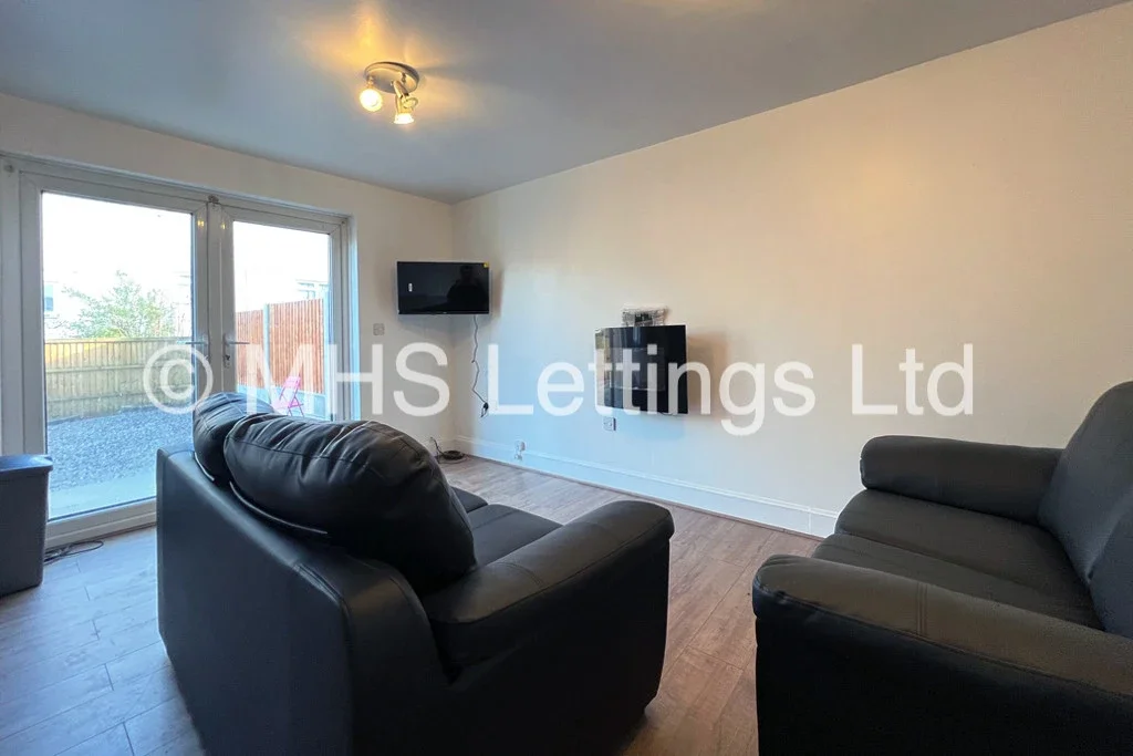 Flat Holborn Street in Leeds
