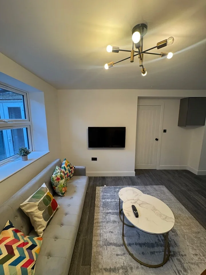 Flat Sydenham Road in Greater London