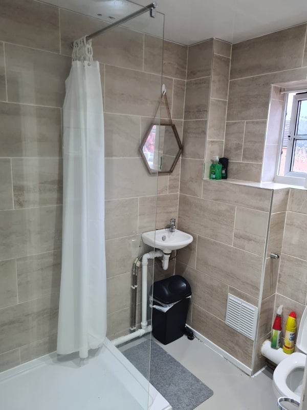 Room Morris Close in Braunstone Town