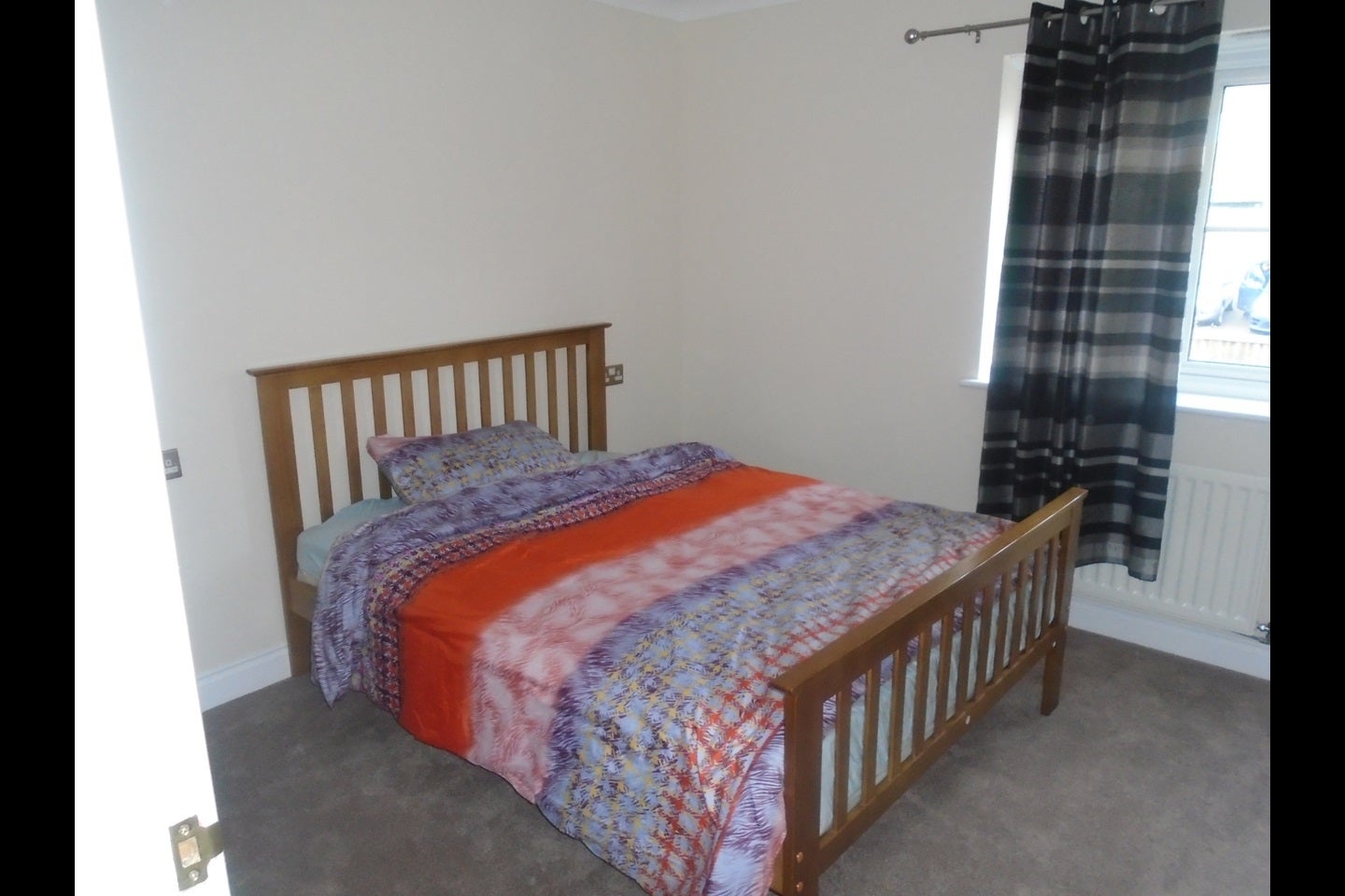 Room Windermere Avenue in Purfleet-on-Thames