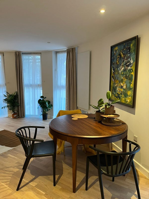 Room Basire Street in Greater London