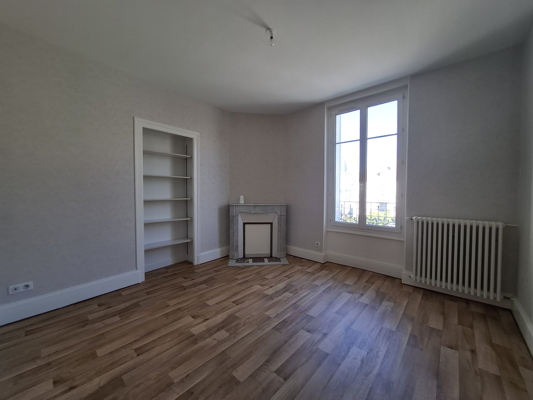 Flat Rue Eugénie Desgouttes in Bellerive-sur-Allier