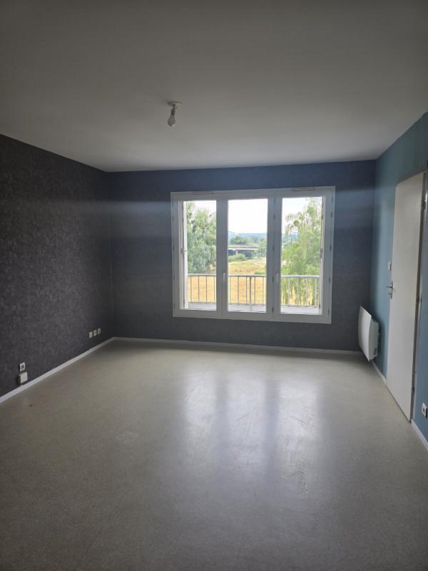 Flat Rue du Bois d'Amour in Charleville-Mézières