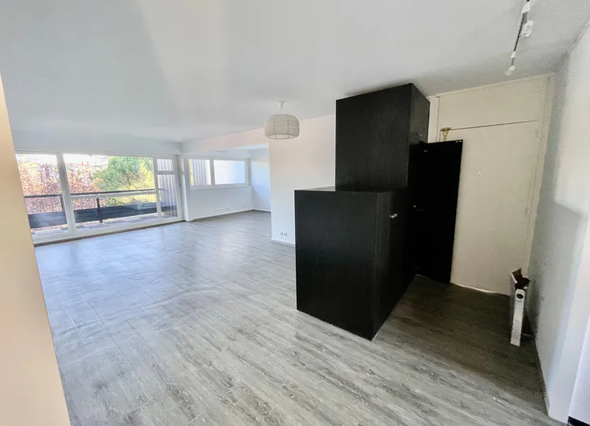Flat Rue Camille Pelletan in Talence
