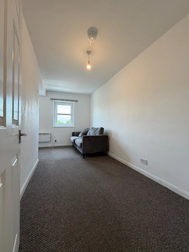 Flat Garnham Street in Greater London