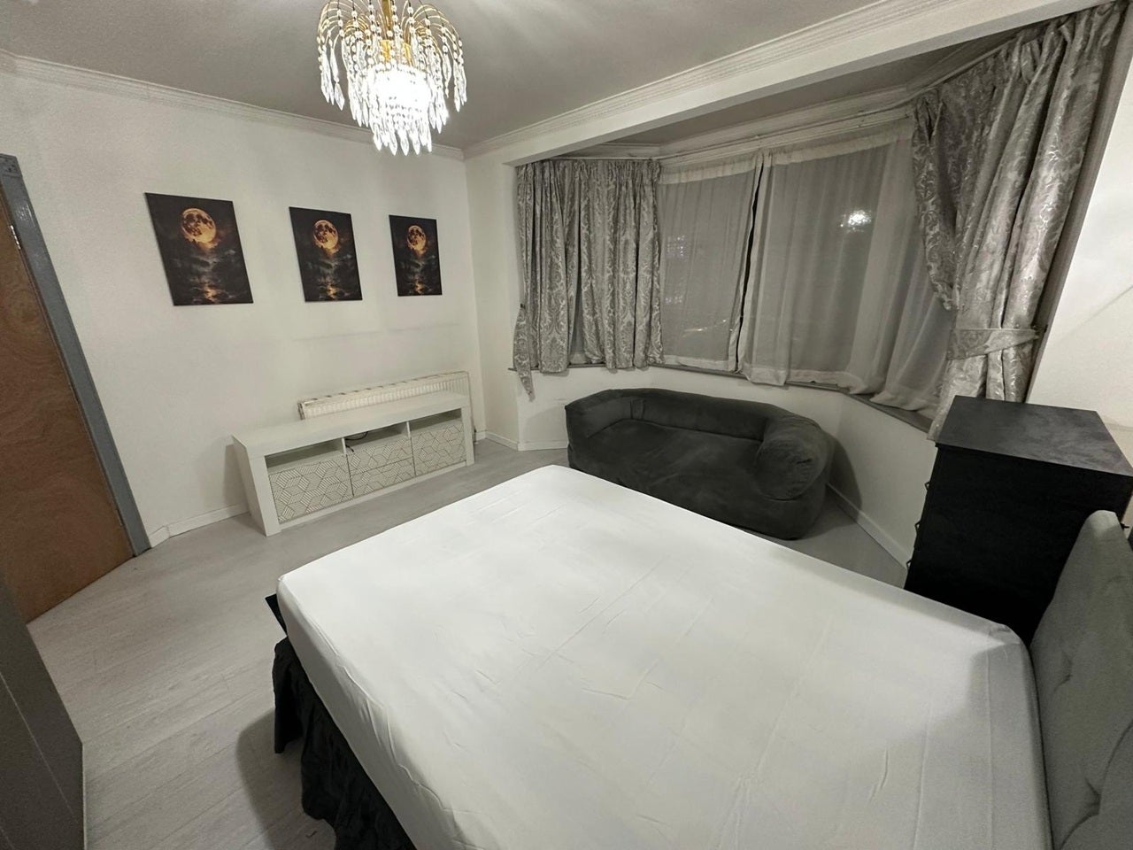 Room Park Close in Greater London