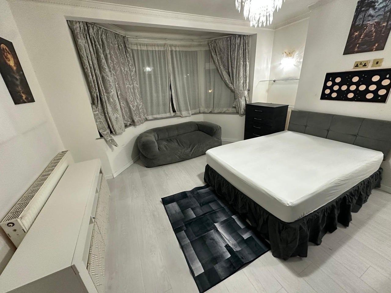 Room Park Close in Greater London