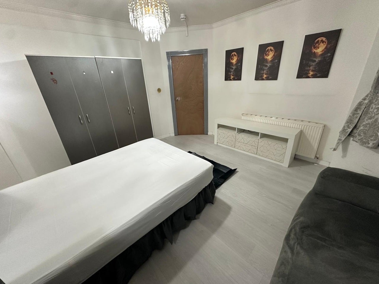 Room Park Close in Greater London