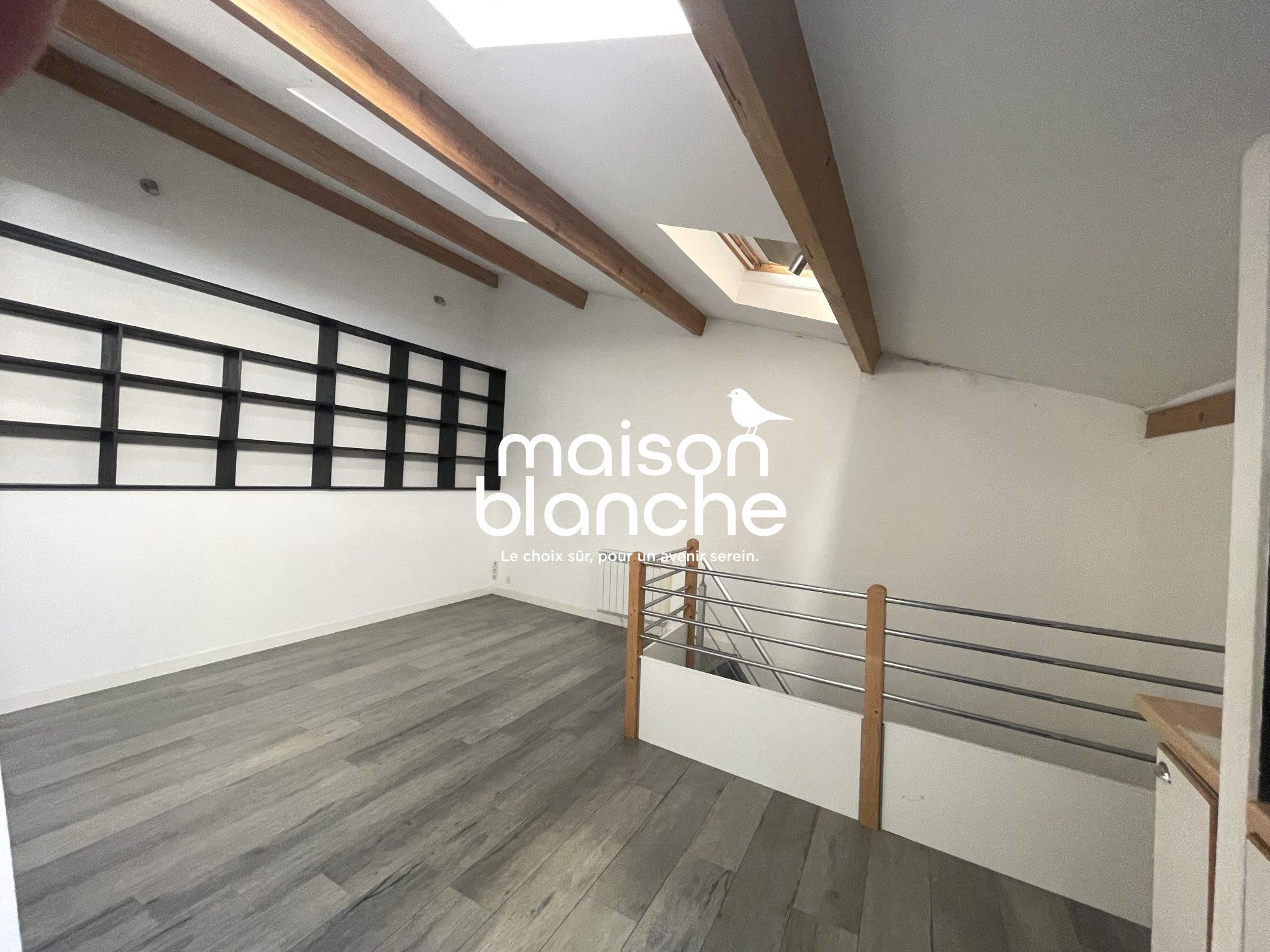 Flat Place Jean Moulin in Bordeaux
