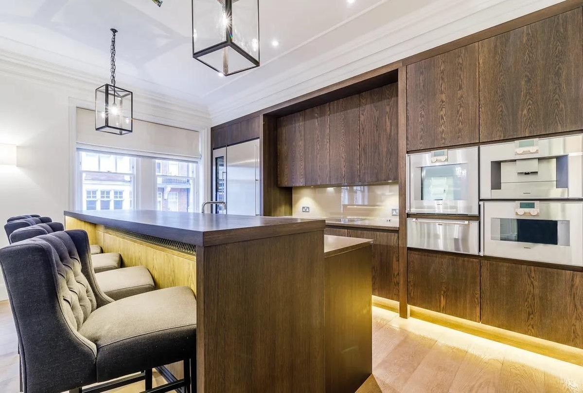 Flat Duke Street in City of Westminster
