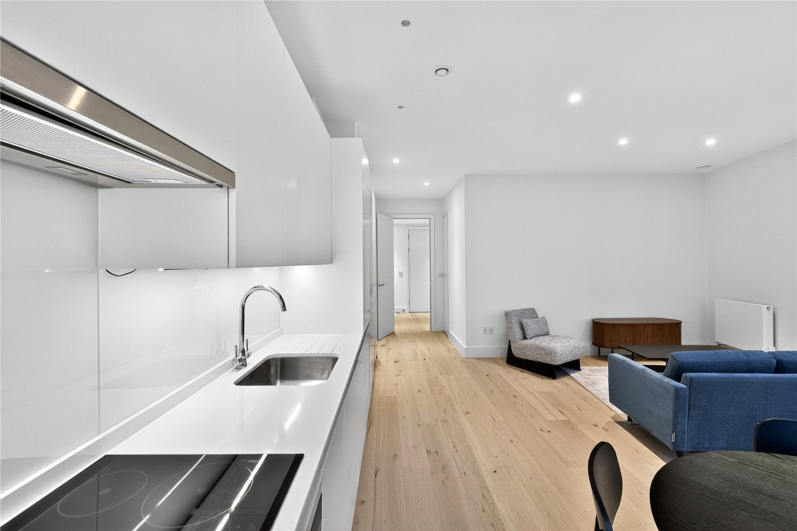 Flat Pear Place in Greater London