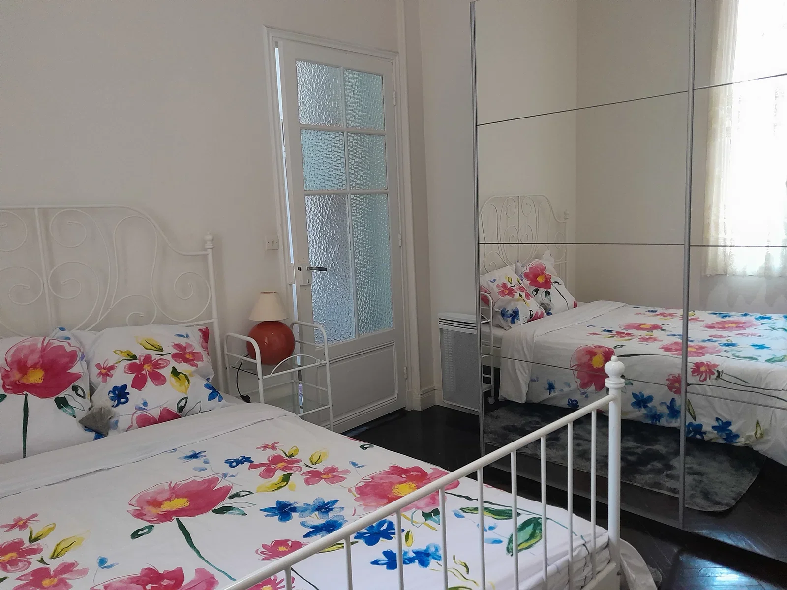 Chambre Avenue Raymond Féraud à Nice