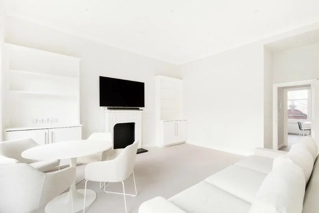 Flat Courtfield Road in Greater London