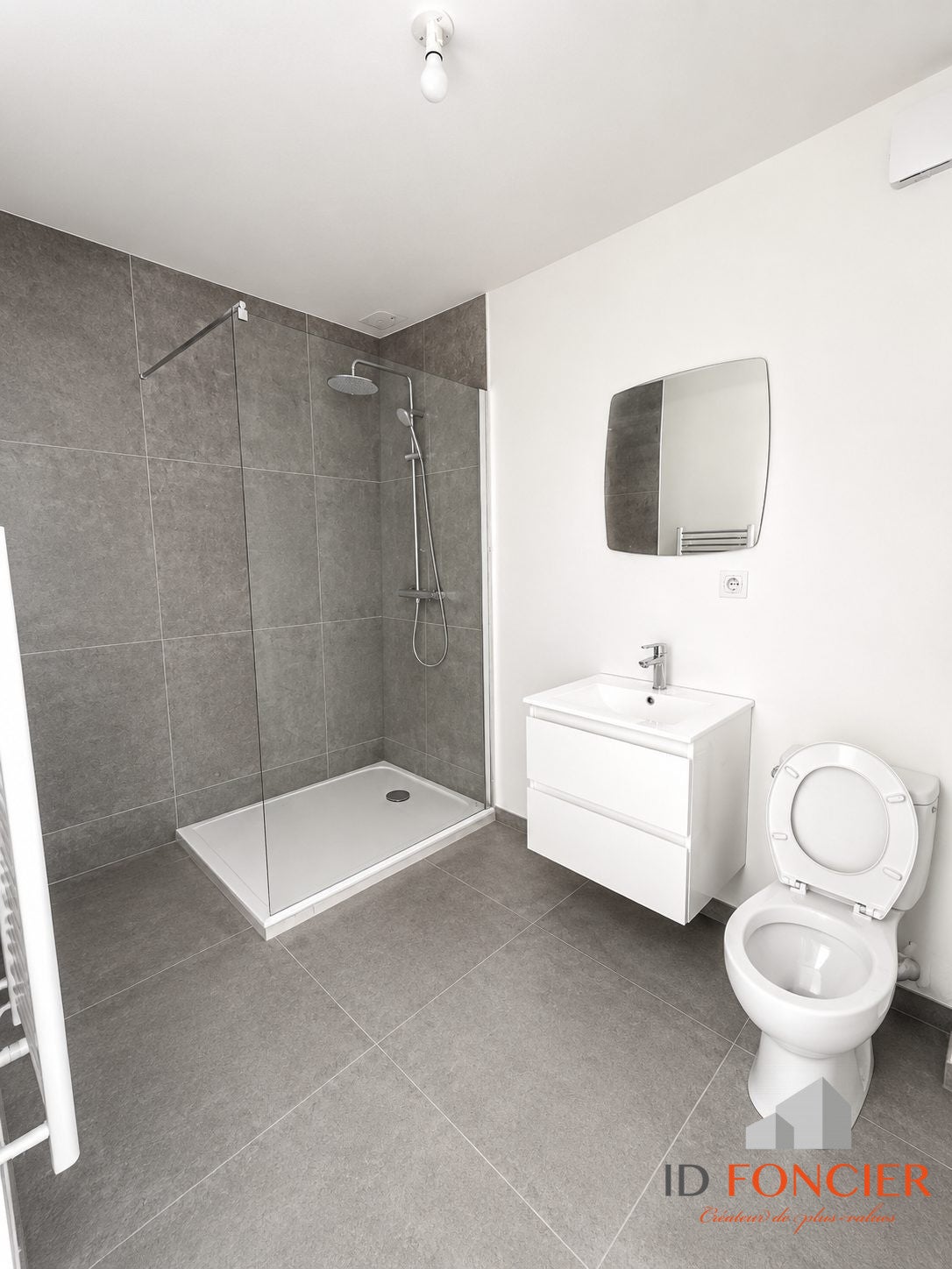 Appartement Rue Maximilien Robespierre à Paray-Vieille-Poste