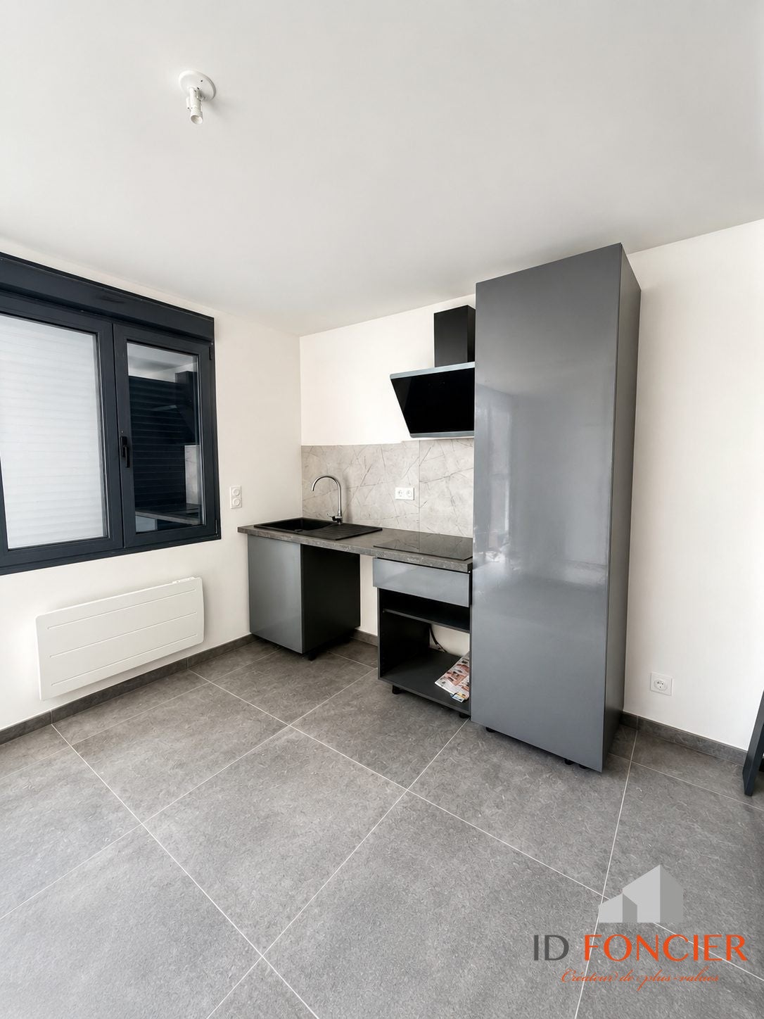 Appartement Rue Maximilien Robespierre à Paray-Vieille-Poste