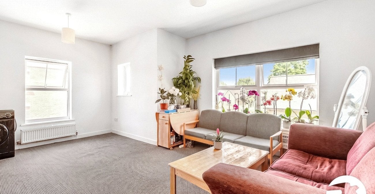 Flat Angelica Square in Maidstone
