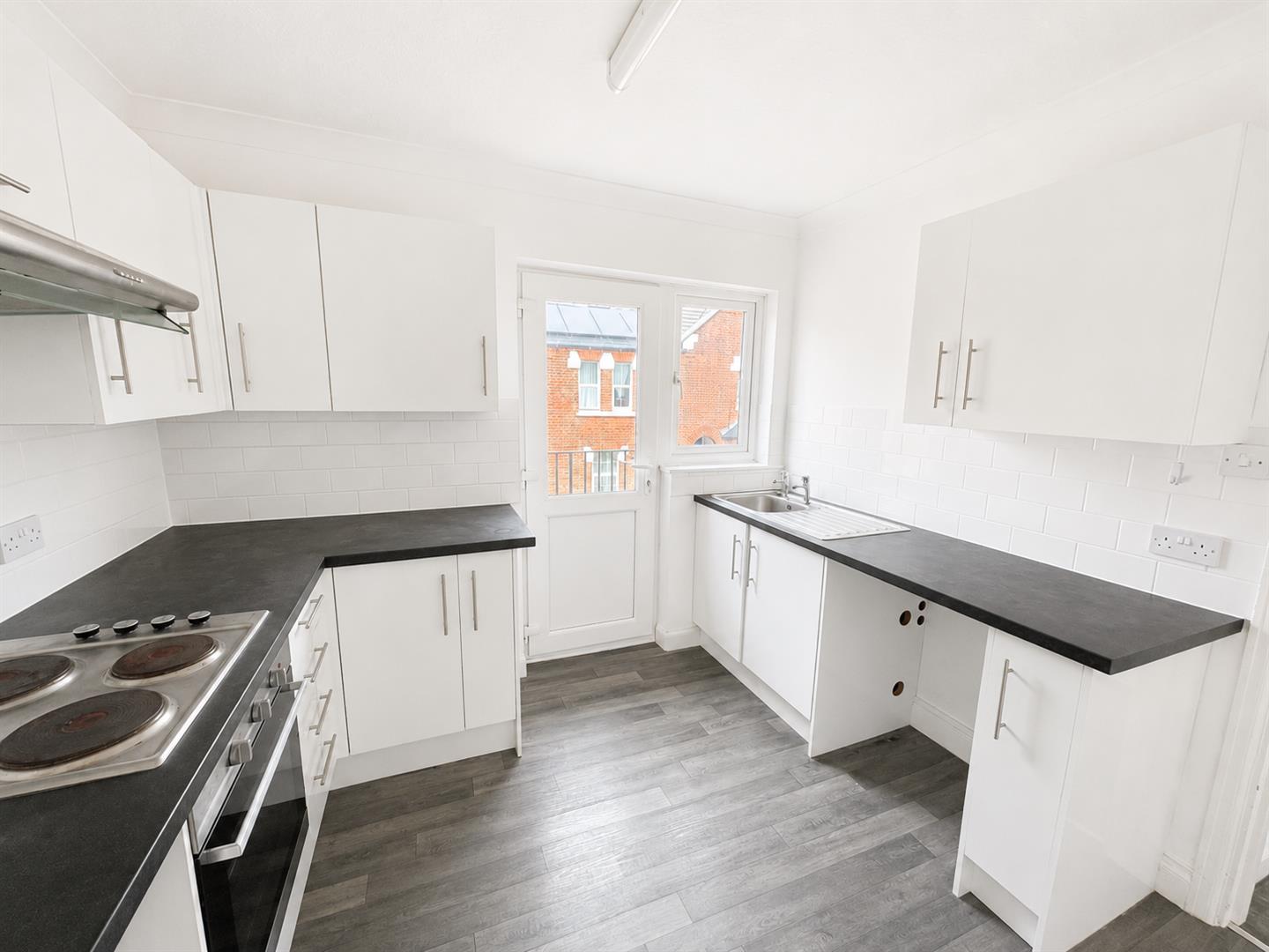 Flat Albion Street in Adur