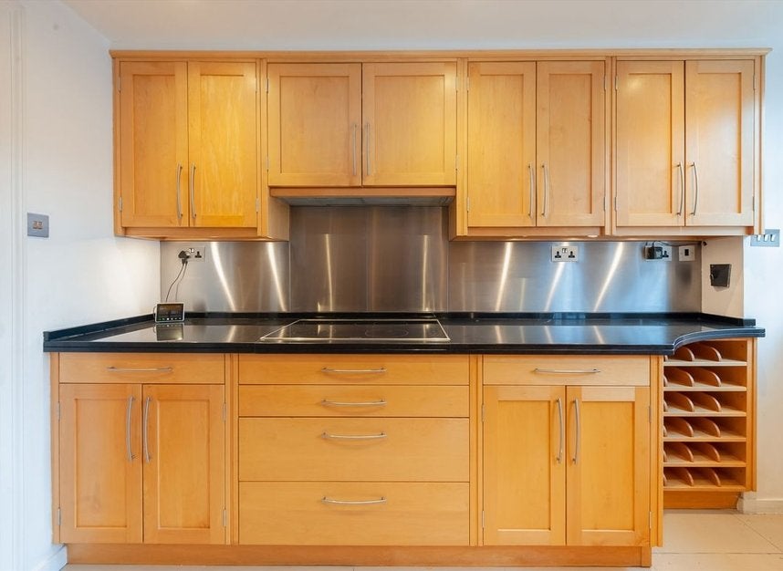 Flat Grosvenor Square in City of Westminster