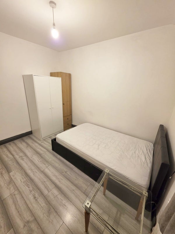 Room Brunner Avenue in Shirebrook