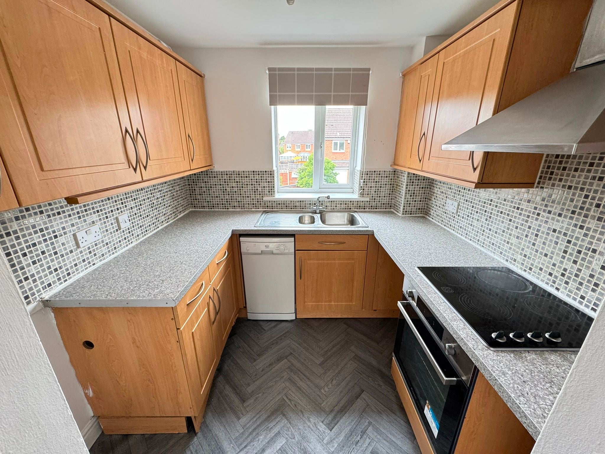 Flat Ampleforth Drive in Willenhall
