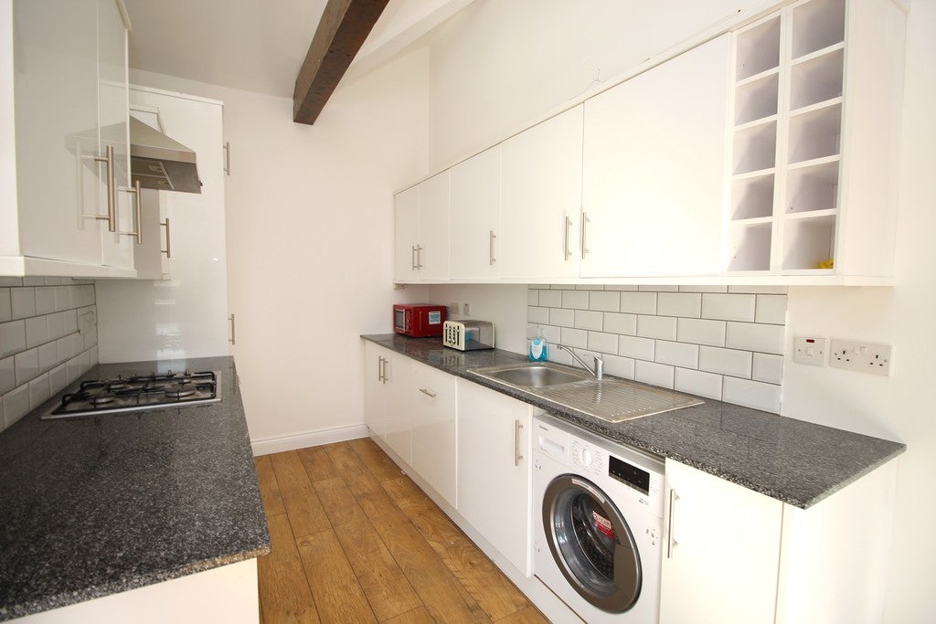 Flat Market Place in Tameside