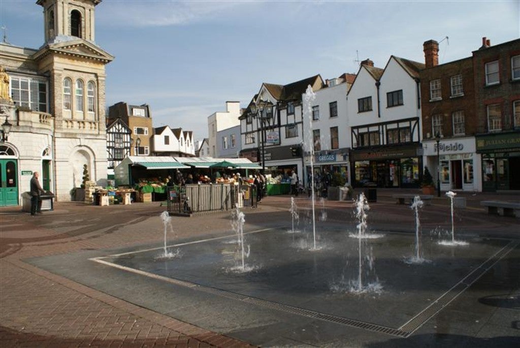 Flat Market Place in Tameside