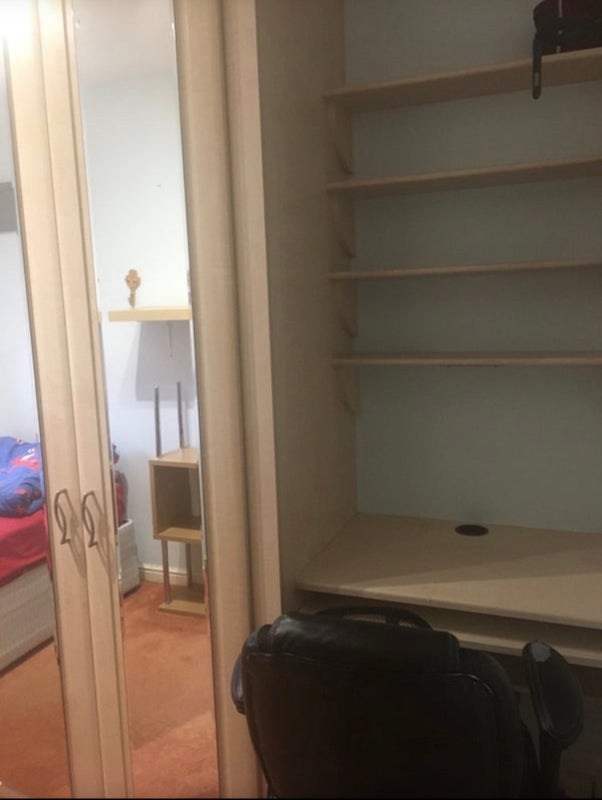 Room Coverdale Road in Greater London