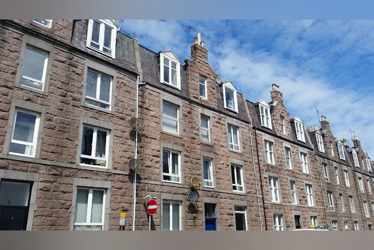 Flat Raeburn Place in Aberdeen City
