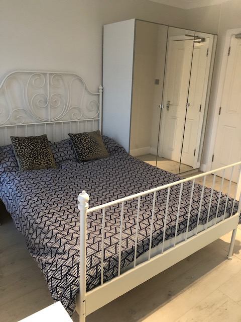Room King Edward Street in Slough