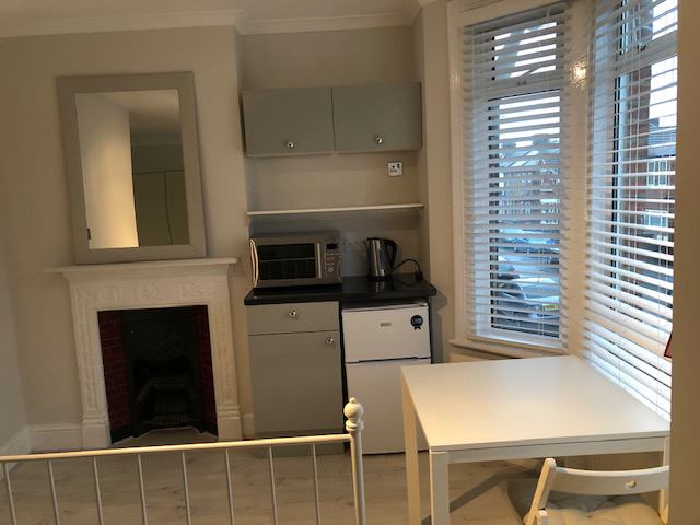 Room King Edward Street in Slough
