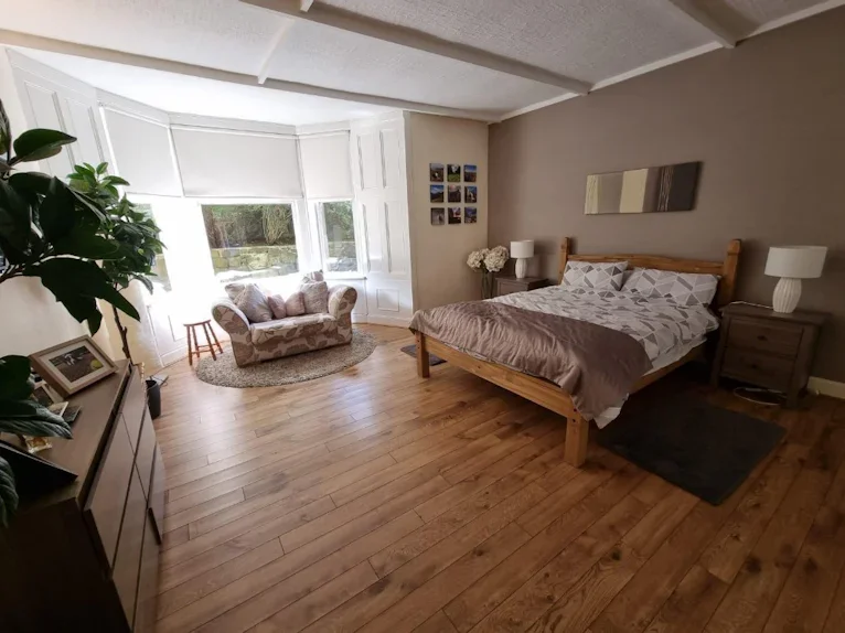 Room Winton Lane in Glasgow
