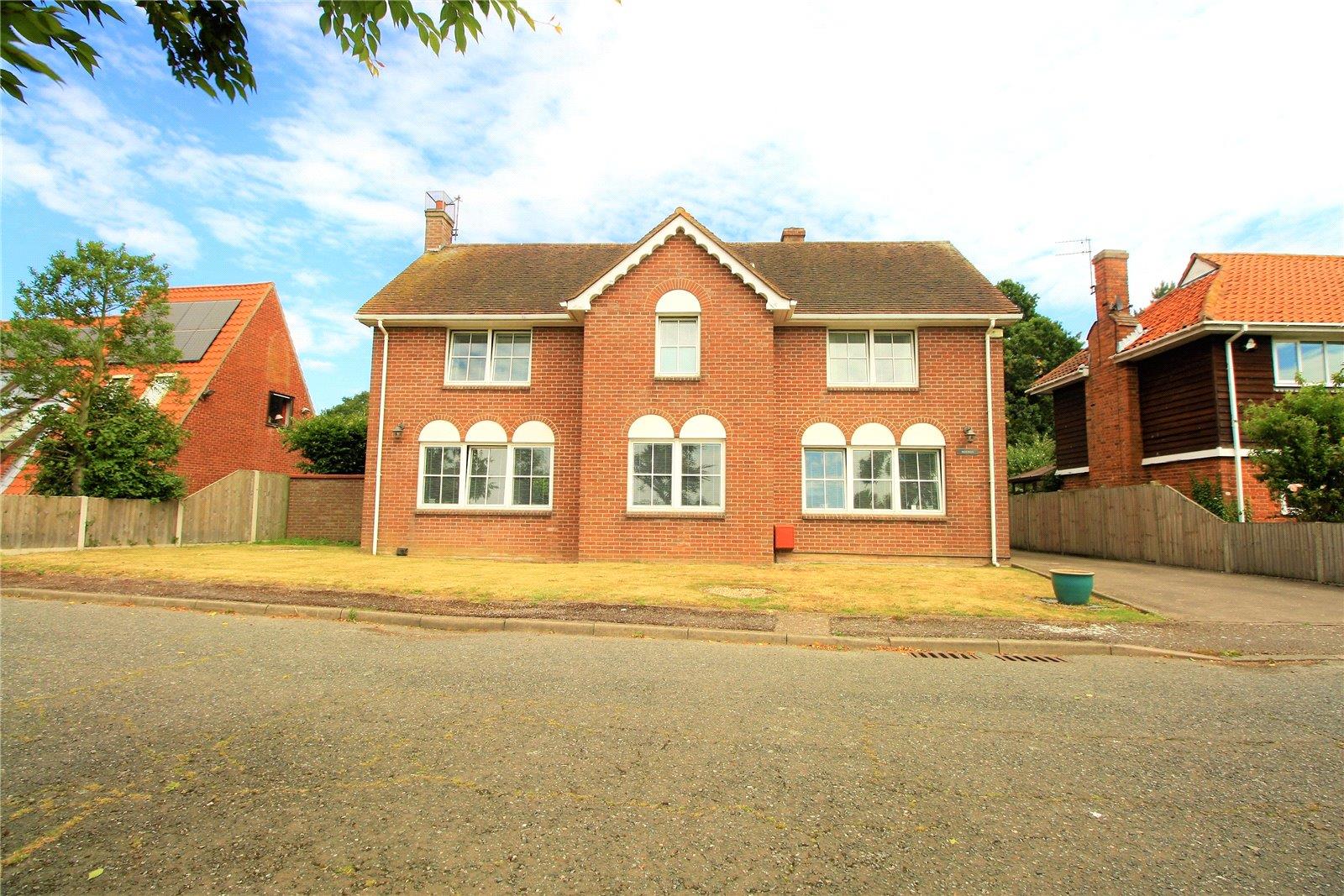 House Moors Close in Great Bentley