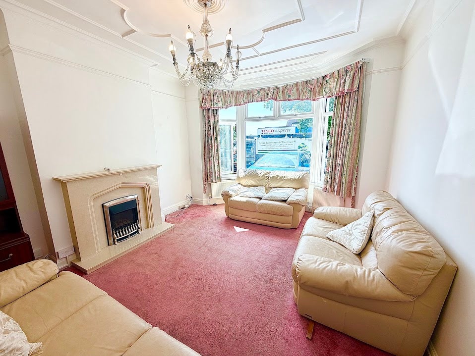 House Pinner Road in Greater London