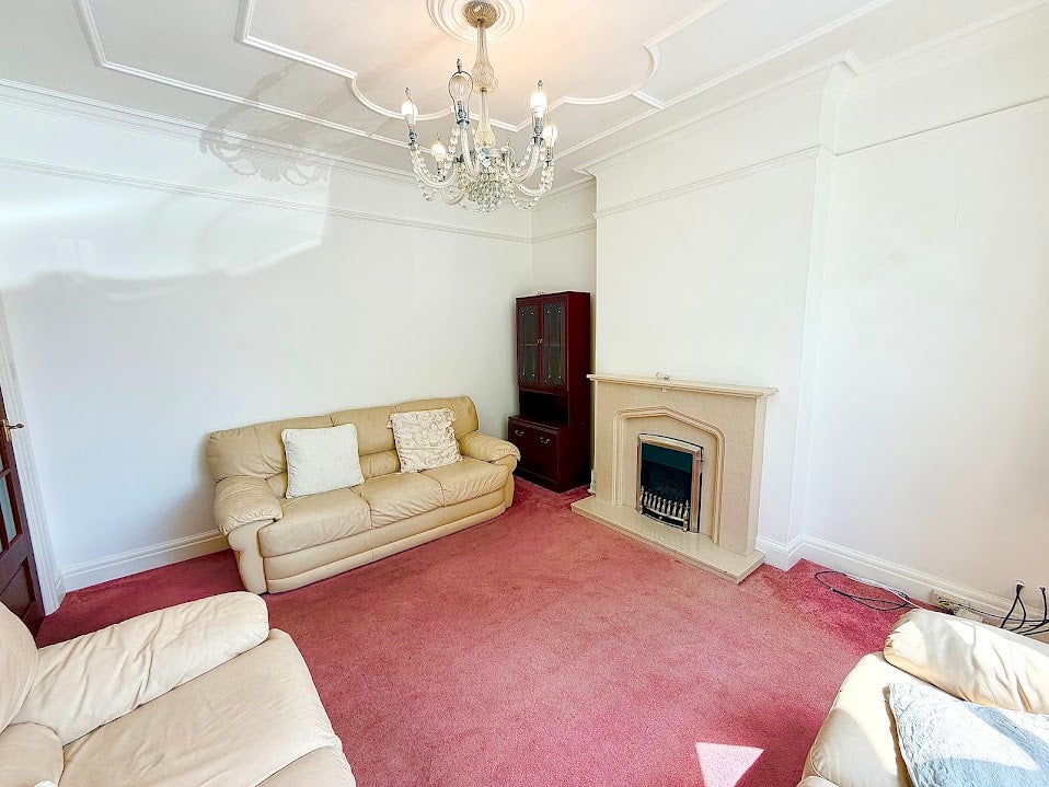 House Pinner Road in Greater London