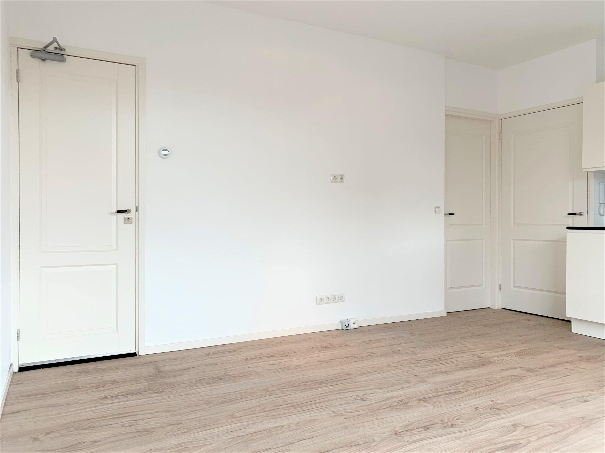 Studio te huur: Hagedoornweg, Amsterdam
